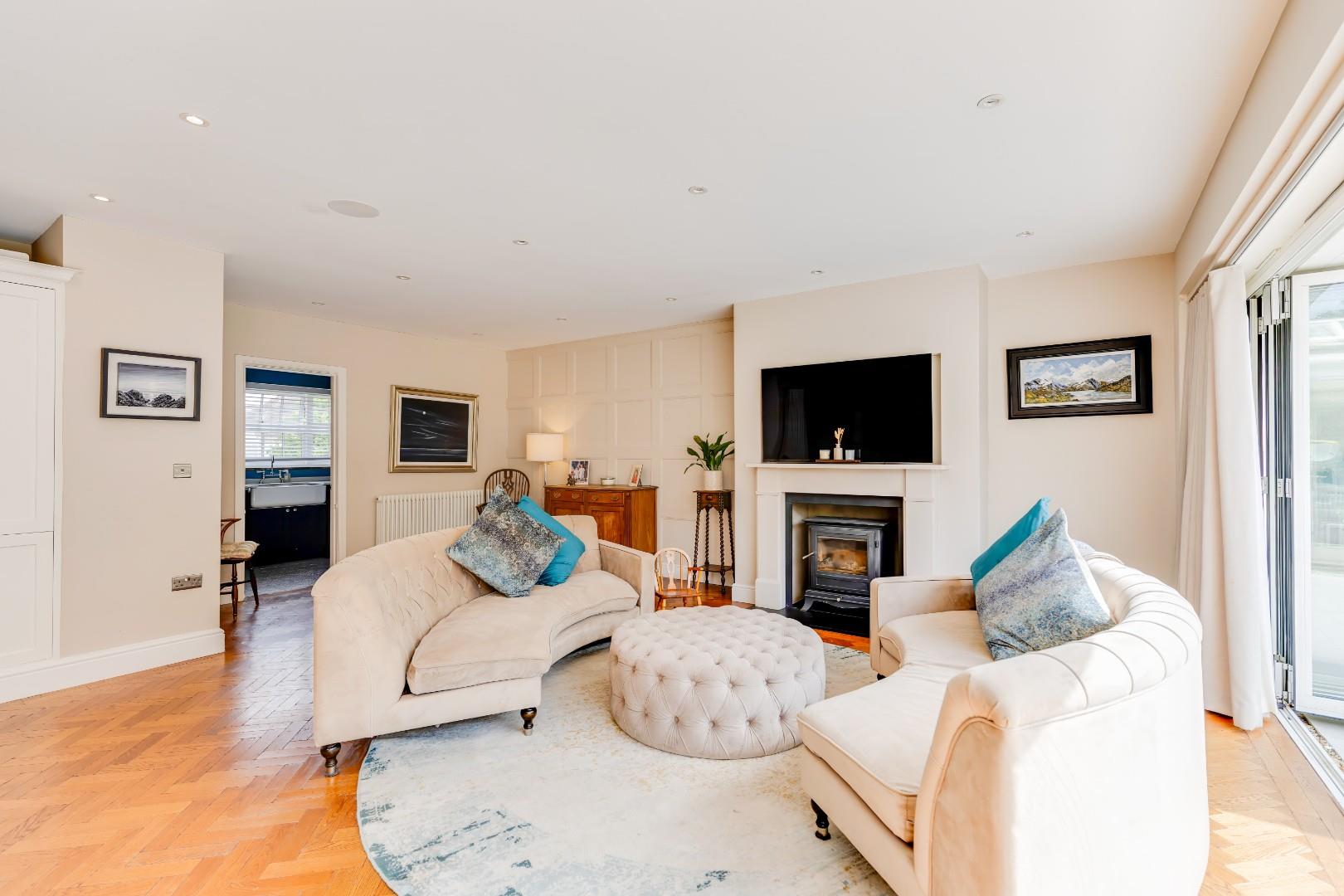 Ty Celyn, 51 Broadway, Llanblethian, Cowbridge, CF71 7EX